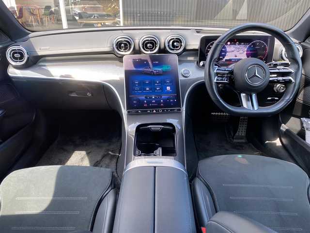 メルセデス・ベンツ Ｍ・ベンツ Ｃ２２０ｄ アバンギャルド　AMGライン 福岡県 2022(令4)年 3.7万km オブシディアンブラック ワンオーナー/レーダーセーフティパッケージ/アダプティブクルーズコントロール/ハーフレザーシート/前席シートヒーター/ヘッドアップディスプレイ/純正ナビ/Applecarplay/全方位カメラ/バックカメラ/Bluetooth/フルセグTV/アンビエントライト　/デジタルライト/純正前後ドライブレコーダー/純正18インチアルミホイール/ETC2.0/取扱説明書/保証書/スペアキー×1