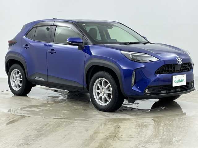 トヨタ ヤリスクロス ハイブリッド Z 道央・札幌 2021(令3)年 3万km ダークブルーマイカM ・4WD/・寒冷地仕様/・純正ディスプレイオーディオBT・AppleCarPlay・AndoroidAuto/・バックカメラ/・レーダークルーズコントロール/・衝突軽減システム/・レーンキープアシスト/・ブラインドスポットモニター/・ダウンヒルアシストコントロール/・オートハイビーム/・AC100V電源/・ビルトインETC/・LEDヘッドライト/・ステアリングヒーター/・前席シートヒーター/・運転席パワーシート/・ハーフレザーシート/・アイドリングストップ/・純正フロアマット/・取扱説明書/・保証書/・スマートキー/・スペアキー