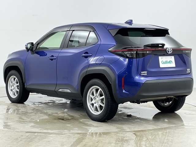 トヨタ ヤリスクロス ハイブリッド Z 道央・札幌 2021(令3)年 3万km ダークブルーマイカM ・4WD/・寒冷地仕様/・純正ディスプレイオーディオBT・AppleCarPlay・AndoroidAuto/・バックカメラ/・レーダークルーズコントロール/・衝突軽減システム/・レーンキープアシスト/・ブラインドスポットモニター/・ダウンヒルアシストコントロール/・オートハイビーム/・AC100V電源/・ビルトインETC/・LEDヘッドライト/・ステアリングヒーター/・前席シートヒーター/・運転席パワーシート/・ハーフレザーシート/・アイドリングストップ/・純正フロアマット/・取扱説明書/・保証書/・スマートキー/・スペアキー