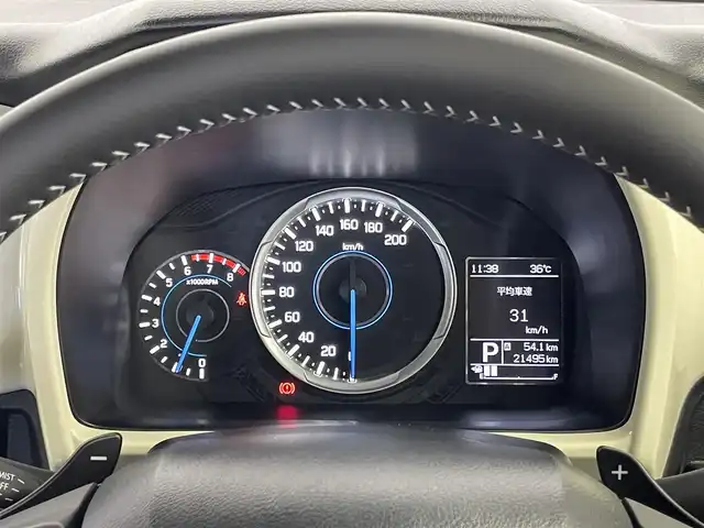 スズキ クロスビー HYBRID MZ 埼玉県 2022(令4)年 2.2万km タフカーキパールメタリック/ブラック2トーン 社外８インチナビ　バックカメラ　ビルトインＥＴＣ　前後ドライブレコーダー　スズキセーフティサポート　レーダークルーズコントロール　シートヒーター　ＨＤＭＩ　パドルシフト　オートライト　ＬＥＤライト