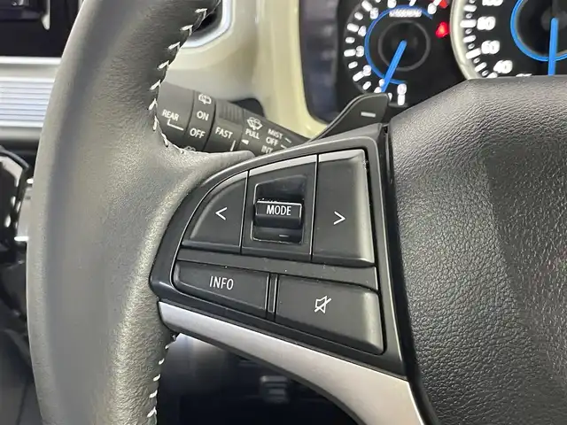 スズキ クロスビー HYBRID MZ 埼玉県 2022(令4)年 2.2万km タフカーキパールメタリック/ブラック2トーン 社外８インチナビ　バックカメラ　ビルトインＥＴＣ　前後ドライブレコーダー　スズキセーフティサポート　レーダークルーズコントロール　シートヒーター　ＨＤＭＩ　パドルシフト　オートライト　ＬＥＤライト