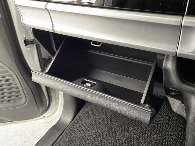 スズキ スペーシア カスタム HYBRID XS ターボ 宮崎県 2020(令2)年 4.7万km ピュアホワイトP SUZUKI Safety Support/〇デュアルカメラブレーキサポート/〇後退時ブレーキサポート/〇誤発進抑制機能/後方誤発進抑制機能/〇車線逸脱警報機能/〇ふらつき警報機能/〇レーダークルーズコントロール/〇オートマチックハイビーム/〇先行車発進お知らせ機能/〇コーナーセンサー/両側パワースライドドア/合皮シート/シートヒーター/パドルシフト/LEDヘッドライト/アイドリングストップ/純正15インチAW/スマートキー×2/取扱説明書