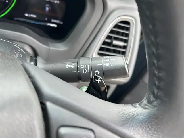 ホンダ ヴェゼル ハイブリッド X ホンダセンシング 富山県 2020(令2)年 6.5万km ミッドナイトブルービームM ４WD/フルセグTV/純正ナビ/Bluetooth/ドライブレコーダー/DVD再生/バックカメラ/ビルトインETC/レーダークルーズコントロール/レーンキープアシスト/横滑り防止装置/衝突軽減装置/社外アルミホイール/純正AWサマータイヤ4本車載/ドアバイザー/オートライト/フォグランプ