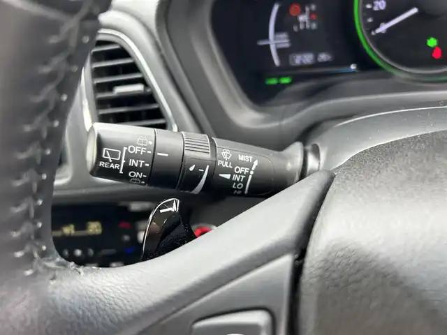 ホンダ ヴェゼル ハイブリッド X ホンダセンシング 富山県 2020(令2)年 6.5万km ミッドナイトブルービームM ４WD/フルセグTV/純正ナビ/Bluetooth/ドライブレコーダー/DVD再生/バックカメラ/ビルトインETC/レーダークルーズコントロール/レーンキープアシスト/横滑り防止装置/衝突軽減装置/社外アルミホイール/純正AWサマータイヤ4本車載/ドアバイザー/オートライト/フォグランプ