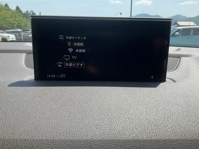 アウディ Ｑ７ 2．0TFSIクワトロ 滋賀県 2017(平29)年 5万km ディープブラックパールエフェクト 車検8年7月まで/フルタイム4WD/アウディプレセンス/クルーズコントロール/ホールドアシスト/パーキングシステム/ベージュ本革シート/純正ナビ/Bluetooth、DVD、CD、フルセグテレビ/全方位モニター、バックカメラ/ETC2.0/前席パワーシート/フロント、リアシートヒーター/パワーバックドア/コムテック360°ドライブレコーダー/社外デジタルインナーミラー/純正20インチアルミホイール/スペアキー有り/取扱説明書、保証書