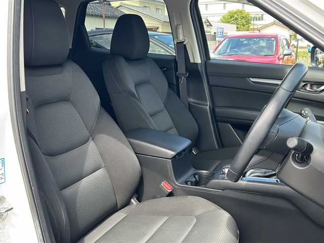 マツダ ＣＸ－５ XD プロアクティブ 石川県 2017(平29)年 7.3万km スノーフレイクホワイトパールマイカ BOSEサウンド/純正ナビ/（Ｂｌｕｅｔｏｏｔｈ／フルセグＴＶ／ＣＤ／ＤＶＤ／ＵＳＢ）/ブラインドスポットモニター/アイドリングストップキャンセラー/バックカメラ/ＥＴＣ/前後ドライブレコーダー/レーダークルーズコントロール/前後コーナーセンサー/プッシュスタート/スマートキー/LEDライト/オートライト/オートマチックハイビーム/純正アルミホイール