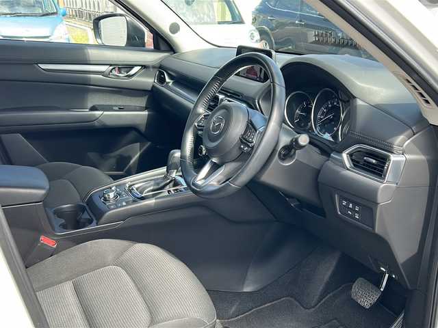 マツダ ＣＸ－５ XD プロアクティブ 石川県 2017(平29)年 7.3万km スノーフレイクホワイトパールマイカ BOSEサウンド/純正ナビ/（Ｂｌｕｅｔｏｏｔｈ／フルセグＴＶ／ＣＤ／ＤＶＤ／ＵＳＢ）/ブラインドスポットモニター/アイドリングストップキャンセラー/バックカメラ/ＥＴＣ/前後ドライブレコーダー/レーダークルーズコントロール/前後コーナーセンサー/プッシュスタート/スマートキー/LEDライト/オートライト/オートマチックハイビーム/純正アルミホイール