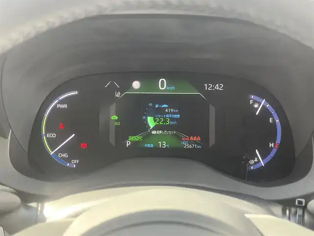 トヨタ ヤリスクロス ハイブリッド Z 島根県 2021(令3)年 2.6万km ブラックマイカ 純正ディスプレイオーディオ　/フルセグＴＶ /Bluetoothオーディオ/全方位/フロント/サイド/バックカメラ/ビルトインETC /前方ドライブレコーダー/レーダークルーズコントロール/オートハイビーム　/パワーバックドア　/ハーフレザーシート/前席シートヒーター　/運転席パワーシート/電子パーキングブレーキ/衝突軽減ブレーキ/レーンアシスト/前後コーナーセンサー/純正LEDヘッドライト/純正フロアマット/保証書・取説・スペアキー1本