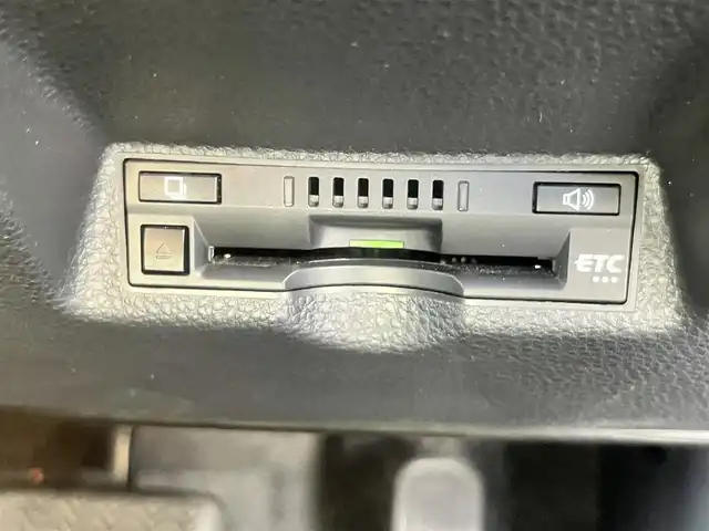 トヨタ ヤリスクロス ハイブリッド Z 島根県 2021(令3)年 2.6万km ブラックマイカ 純正ディスプレイオーディオ　/フルセグＴＶ /Bluetoothオーディオ/全方位/フロント/サイド/バックカメラ/ビルトインETC /前方ドライブレコーダー/レーダークルーズコントロール/オートハイビーム　/パワーバックドア　/ハーフレザーシート/前席シートヒーター　/運転席パワーシート/電子パーキングブレーキ/衝突軽減ブレーキ/レーンアシスト/前後コーナーセンサー/純正LEDヘッドライト/純正フロアマット/保証書・取説・スペアキー1本