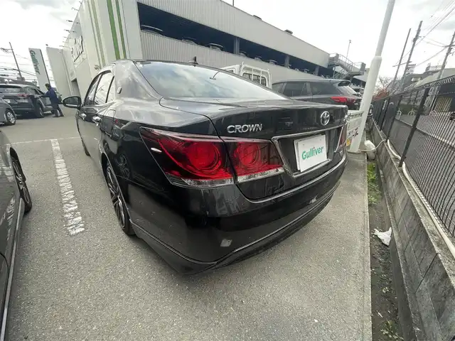 トヨタ クラウン ハイブリッド アスリートS ブラックスタイル 大阪府 2015(平27)年 6.4万km プレシャスブラックパール 純正ナビ（DVD/CD/BT）/フルセグTV/バックカメラ/ETC/オートエアコン/オートライト/純正エンジンスターター/前席パワーシート/前席シートヒーター/前席シートクーラー/クルーズコントロール/純正アルミホイール/純正フロアマット/保証書、取説