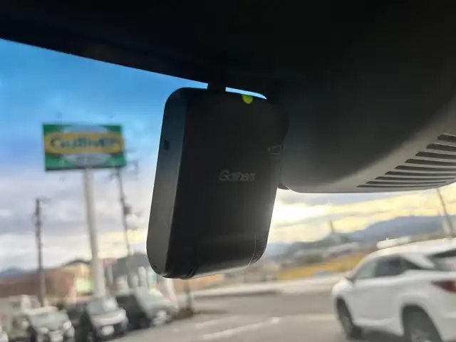 ホンダ Ｎ ＢＯＸ カスタム G L ホンダセンシング 京都府 2019(平31)年 4.5万km プラチナホワイトパール ワンオーナー車/4WD/ギャザーズ8インチメモリーナビ、地デジ、Bluetooth/バックカメラ/USB端子/前席シートヒーター/ビルトインETC/ギャザースドライブレコーダー/LEDヘッドランプ/片側パワースライドドア /ステアリングスイッチ/ホンダセンシング/・衝突軽減ブレーキ/・誤発進抑制機能/・後方誤発進抑制機能/・先行車発進お知らせ機能/・アダクディブクルーズコントロール/・車線維持支援システム/・オートハイビーム/・路外逸脱抑制機能