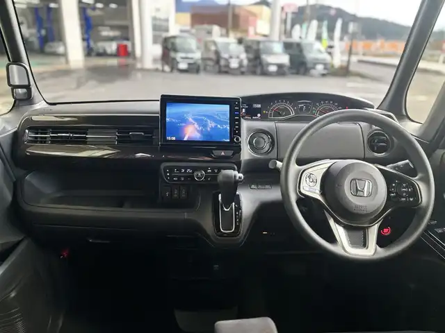 ホンダ Ｎ ＢＯＸ カスタム G L ホンダセンシング 京都府 2019(平31)年 4.5万km プラチナホワイトパール ワンオーナー車/4WD/ギャザーズ8インチメモリーナビ、地デジ、Bluetooth/バックカメラ/USB端子/前席シートヒーター/ビルトインETC/ギャザースドライブレコーダー/LEDヘッドランプ/片側パワースライドドア /ステアリングスイッチ/ホンダセンシング/・衝突軽減ブレーキ/・誤発進抑制機能/・後方誤発進抑制機能/・先行車発進お知らせ機能/・アダクディブクルーズコントロール/・車線維持支援システム/・オートハイビーム/・路外逸脱抑制機能