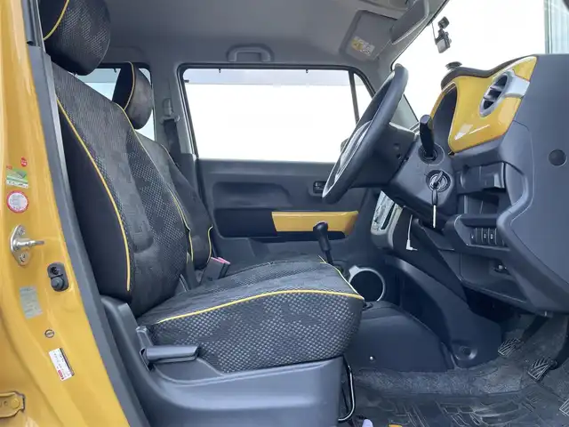 スズキ ハスラー G 愛媛県 2018(平30)年 6.6万km アクティブイエロー/ブラック2トーンルーフ 5速MT/前方ドラレコ/シートヒーター/ビルトインETC/純正フロアマット/USB/スペアキー/CDプレーヤー/AUX/横滑り防止/パワーステアリング/パワーウインドウ