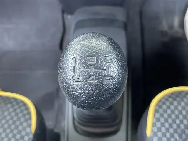 スズキ ハスラー G 愛媛県 2018(平30)年 6.6万km アクティブイエロー/ブラック2トーンルーフ 5速MT/前方ドラレコ/シートヒーター/ビルトインETC/純正フロアマット/USB/スペアキー/CDプレーヤー/AUX/横滑り防止/パワーステアリング/パワーウインドウ