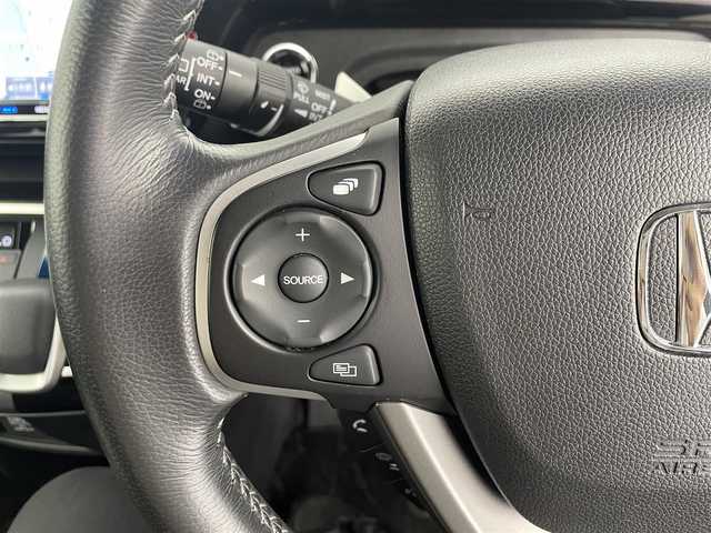 ホンダ ステップワゴン スパーダ eHEV G EXホンダS 大分県 2020(令2)年 3.5万km パール 純正ディーラーナビ(VXM-197VFNi)/・Bluetooth・フルセグTV・DISC/バックカメラ/両側パワースライドドア/フロアマット/レーダークルーズコントロール/ステアリングリモコン/後席フリップダウンモニター/ETC/ハーフレザーシート/カーテンエアバック/プッシュスタート/USB端子/スマートキー/オートライト/保証書/取説