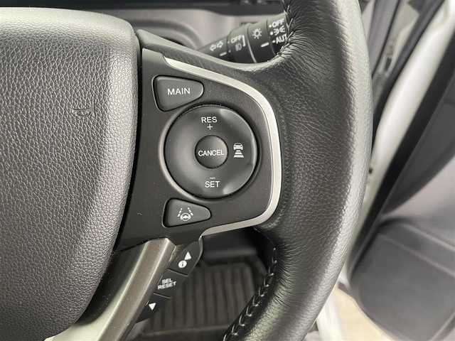 ホンダ ステップワゴン スパーダ eHEV G EXホンダS 大分県 2020(令2)年 3.5万km パール 純正ディーラーナビ(VXM-197VFNi)/・Bluetooth・フルセグTV・DISC/バックカメラ/両側パワースライドドア/フロアマット/レーダークルーズコントロール/ステアリングリモコン/後席フリップダウンモニター/ETC/ハーフレザーシート/カーテンエアバック/プッシュスタート/USB端子/スマートキー/オートライト/保証書/取説