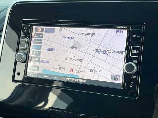 日産 セレナ ハイウェイスター 山口県 2017(平29)年 10.8万km アズライトブルー ワンオーナー/純正SDナビ　【MM316D-W】/・Bluetooth接続/・DVD再生機能有/・フルセグTV/バックカメラ/・車線逸脱警報/・ふらつき警報/・エマージェンシーブレーキ/・踏み間違い衝突防止アシスト/・クルーズコントロール/スマートキー/プッシュスタート/スペアキー1本/USB入力端子/両側パワースライドドア/ドアバイザー/ウィンカーミラー/保証書/取扱説明書