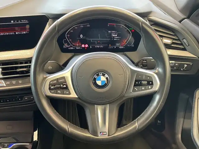 ＢＭＷ ＢＭＷ ２１８ｄ 埼玉県 2021(令3)年 1.4万km ライトブルー インテリジェントセーフティー/純正メーカーナビ/　BT/ミラーリング/USBポート/バックカメラ/レーダークルーズコントロール/パワーシート/メモリーシート/LEDオートライト/ブラインドスポットモニター/ステアリングリモコン/ETC/スマートキー/禁煙車