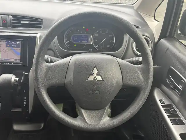 三菱 ｅＫカスタム M 京都府 2014(平26)年 3.6万km シルキーホワイト ・純正7インチメモリナビ(NR-MZ03)/　ワンセグ/　CD/DVD再生/　SD再生/・アイドリングストップ/・電格ミラー/・純正14インチAW/・純正マット/・純正バイザー/・取説/保証書