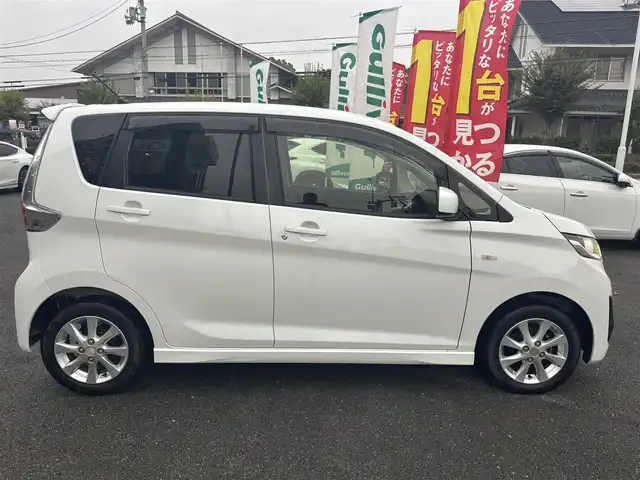 三菱 ｅＫカスタム M 京都府 2014(平26)年 3.6万km シルキーホワイト ・純正7インチメモリナビ(NR-MZ03)/　ワンセグ/　CD/DVD再生/　SD再生/・アイドリングストップ/・電格ミラー/・純正14インチAW/・純正マット/・純正バイザー/・取説/保証書