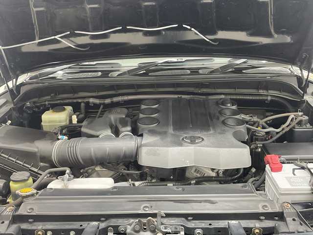 トヨタ ＦＪクルーザー ブラックカラーパッケージ 長崎県 2015(平27)年 10.1万km ブラック/ホワイト 4WD/純正メモリナビ/（フルセグ/CD/DVD/BT）/バックカメラ/JAOSステップ/JAOSフロントバンパー/クルーズコントロール/コーナーセンサー（後方）/ETC/純正17インチアルミホイール/社外フロアマット/ハロゲンヘッドライト/フォグライト/取扱説明書/保証書