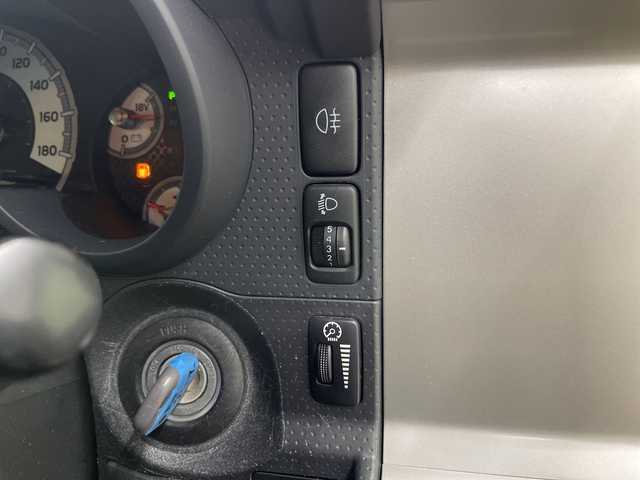 トヨタ ＦＪクルーザー ブラックカラーパッケージ 長崎県 2015(平27)年 10.1万km ブラック/ホワイト 4WD/純正メモリナビ/（フルセグ/CD/DVD/BT）/バックカメラ/JAOSステップ/JAOSフロントバンパー/クルーズコントロール/コーナーセンサー（後方）/ETC/純正17インチアルミホイール/社外フロアマット/ハロゲンヘッドライト/フォグライト/取扱説明書/保証書