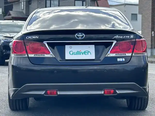 トヨタ クラウン ハイブリッド アスリートS 道央・札幌 2013(平25)年 11.1万km プレシャスブラックパール ４WD/寒冷地仕様/純正メーカーナビ/CD/DVD/BT/フルセグ/社外20アルミ/横滑り防止装置/レーダークルーズコントロール/クリアランスソナー/バックカメラ/ビルトインETC/ドライブレコーダー/EVMODE/ワイパーデアイサー/前席パワーシート/前席シートヒーター/ハンドルヒーター/ステアリングリモコン/MTモード付AT/プッシュスタート/スマートキー/HIDヘッドライト/オートライト/フォグランプ/電動格納ミラー/ヒーテッドドアミラー/ウィンカーミラー/純正フロアマット/ドアバイザー