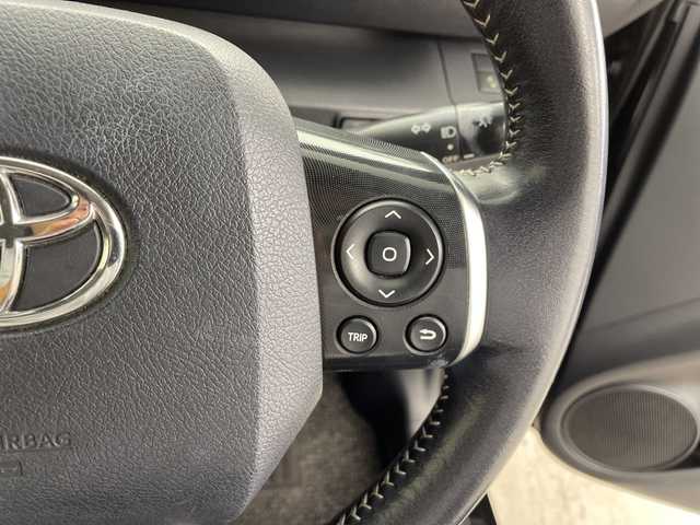 トヨタ シエンタ G 鹿児島県 2016(平28)年 9.5万km ブラックマイカ 社外SDナビ/(CD/DVD/AM/FM/ワンセグTV)/ワンオーナー/スペアキー/トヨタセーフティセンス/レーンキープアシスト/オートマチックハイビーム/衝突軽減ブレーキ/両側パワースライドドア/前席シートヒーター/ETC/純正フロアマット/純正LEDヘッドライト/プッシュスタート/保証書