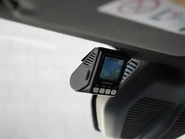 メルセデス・ベンツ ＧＬＣ２２０ d 4マチック スポーツラインED 静岡県 2021(令3)年 3.2万km ダイヤモンドホワイト パノラマサンルーフ/アルティコブラックレザーシートシートヒーター/前席メモリーパワーシート/MBUXナビフルセグTVBluetooth全方位カメラ/ワイヤレス充電/エアバランス　パヒュームアトマイザー/パワーバックドア/アンビエントライト/前後ドライブレコーダー/DSRCETC