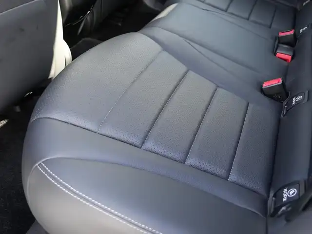 メルセデス・ベンツ ＧＬＣ２２０ d 4マチック スポーツラインED 静岡県 2021(令3)年 3.2万km ダイヤモンドホワイト パノラマサンルーフ/アルティコブラックレザーシートシートヒーター/前席メモリーパワーシート/MBUXナビフルセグTVBluetooth全方位カメラ/ワイヤレス充電/エアバランス　パヒュームアトマイザー/パワーバックドア/アンビエントライト/前後ドライブレコーダー/DSRCETC