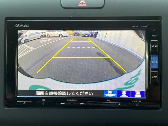 ホンダ フリード ハイブリット G ホンダセンシング 神奈川県 2016(平28)年 4.1万km クリスタルブラックパール Ｍｏｄｕｌｏエアロ　/純正SDナビ　/CD/DVD/AppleCarPlay/Bluetooth/バックカメラ　/ビルドインＥＴＣ　/両側パワースライドドア　/レーダークルーズコントロール/急速充電ポート　/ＡＢＳ　/横滑り防止装置　/レーンキープアシスト　/コーナーセンサー　/スマートキー　/プッシュスタート/Wエアバッグ/衝突被害/オートライト　/キセノンヘッドライト/ドアバイザー