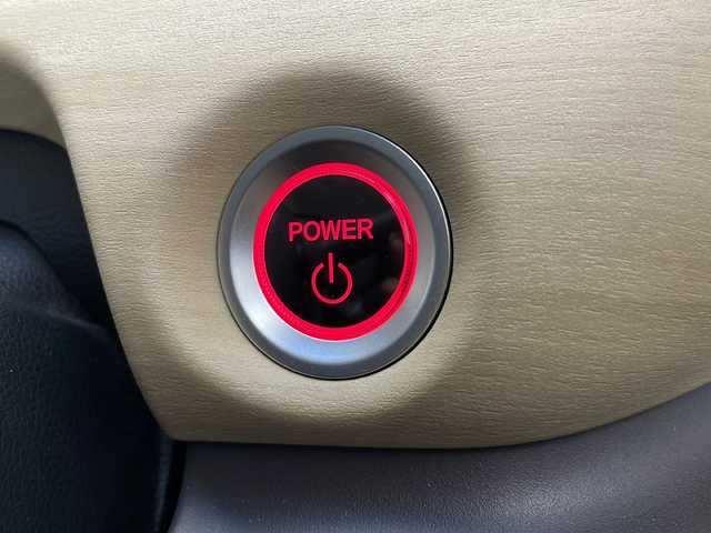 ホンダ フリード ハイブリット G ホンダセンシング 長野県 2016(平28)年 4.1万km クリスタルブラックパール ホンダセンシング/純正SDナビ /フルセグテレビ/Bluetooth/AppleCarPlay/DVD/バックカメラ　/ビルドインＥＴＣ　/両側パワースライドドア　/レーダークルーズコントロール/レーンキープアシスト　/コーナーセンサー　/オートライト/キセノンヘッドライト/ドアバイザー/ローダウン（純正サス有）