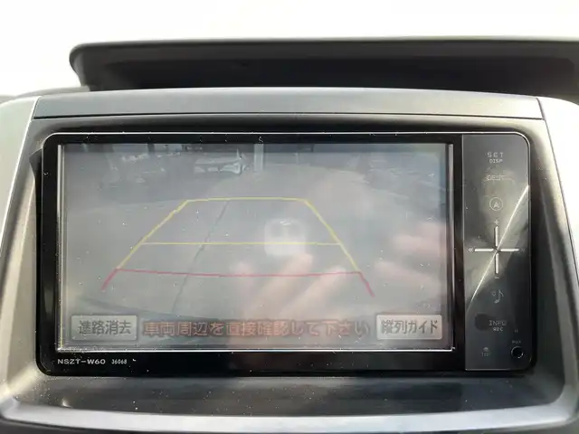 トヨタ ヴォクシー ZS 青森県 2010(平22)年 10.8万km ブラック AIS評価3.5点/4WD/ワンオーナー/純正メモリナビ/[BT/AM/FM/DVD/CD/AUX]/フルセグテレビ/バックカメラ/WAC/寒冷地仕様/両側パワースライドドア/純正AW(16インチ)/純正フロアマット/社外ドライブレコーダー/保証書/取扱説明書