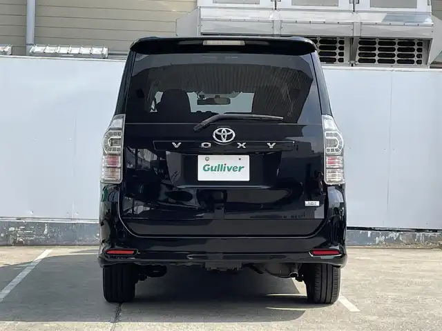 トヨタ ヴォクシー ZS 青森県 2010(平22)年 10.8万km ブラック AIS評価3.5点/4WD/ワンオーナー/純正メモリナビ/[BT/AM/FM/DVD/CD/AUX]/フルセグテレビ/バックカメラ/WAC/寒冷地仕様/両側パワースライドドア/純正AW(16インチ)/純正フロアマット/社外ドライブレコーダー/保証書/取扱説明書