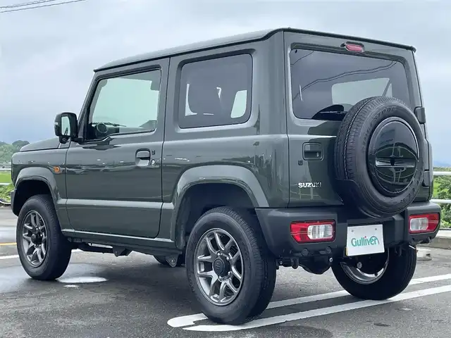 スズキ ジムニー XC 佐賀県 2025(令7)年 0.1万km ジャングルグリーン 登録時走行距離167ｋｍ/セーフティサポート/　・デュアルセンサーブレーキサポート/　・誤発信抑制機能/　・車線逸脱警報機能/　・ふらつき警報機能/　・先行車発進お知らせ機能/　・標識認識機能/　・ハイビームアシスト/ETC/フロアマット/アイドリングストップ/クルーズコントロール/LEDヘッドランプ/オートライト/ヘッドランプウォッシャー/フロントフォグランプ/純正アルミホイール/プライバシーガラス/革巻きステアリングホイール/ステアリングスイッチ/SRSエアバッグ（運転席/助手席/サイド/カーテン）/オートエアコン/スマートキー/プッシュスタート