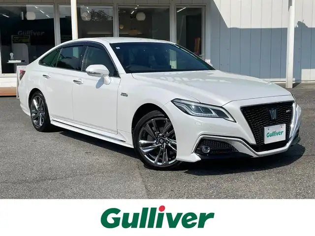トヨタ クラウン ハイブリッド RS アドバンス 千葉県 2021(令3)年 4.5万km プレシャスホワイトパール 黒レザーシート/純正12.3インチナビ/・CD/DVD/MSV/Bluetooth/フルセグTV/トヨタセーフティーセンス/・プリクラッシュセーフティー/・レーンディパーチャーアラート/・パーキングサポートブレーキ/・リヤクロストラフィックアラート/・ロードサインアシスト/・ブラインドスポットモニター/・アダプティブクルーズコントロール/・オートマチックハイビーム/前席パワーシート/前席シートヒーター/前席シートベンチレーション/ステアリングヒーター/スマートキー/前後コーナーセンサー/トランクイージークローザー/ヘッドアップディスプレイ/純正18インチアルミホイール/純正LEDヘッドライト/フォグランプ/社外前後ドライブレコーダー【DC-DR652】/ビルトインETC2.0/ドアバイザー/サイド＆カーテンエアバッグ/新車時保証書＆取扱説明書