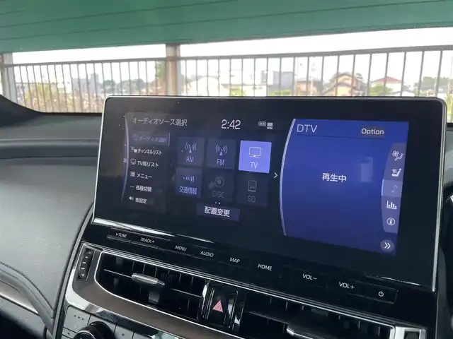 トヨタ クラウン ハイブリッド RS アドバンス 千葉県 2021(令3)年 4.5万km プレシャスホワイトパール 黒レザーシート/純正12.3インチナビ/・CD/DVD/MSV/Bluetooth/フルセグTV/トヨタセーフティーセンス/・プリクラッシュセーフティー/・レーンディパーチャーアラート/・パーキングサポートブレーキ/・リヤクロストラフィックアラート/・ロードサインアシスト/・ブラインドスポットモニター/・アダプティブクルーズコントロール/・オートマチックハイビーム/前席パワーシート/前席シートヒーター/前席シートベンチレーション/ステアリングヒーター/スマートキー/前後コーナーセンサー/トランクイージークローザー/ヘッドアップディスプレイ/純正18インチアルミホイール/純正LEDヘッドライト/フォグランプ/社外前後ドライブレコーダー【DC-DR652】/ビルトインETC2.0/ドアバイザー/サイド＆カーテンエアバッグ/新車時保証書＆取扱説明書