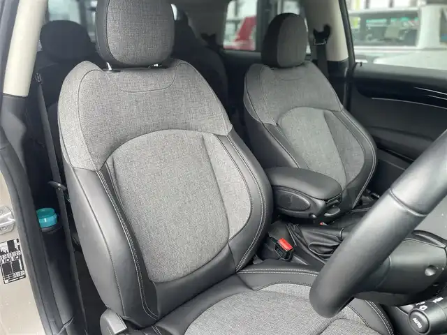 ＭＩＮＩ ＢＭＷ ミニ クーパー エッセンシャルトリム 千葉県 2022(令4)年 1.2万km ベージュ 純正ディスプレイオーディオ/バックカメラ/クルーズコントロール/純正16インチアルミホイール/スマートキー/LEDヘッドライト/アイドリングストップ/ETC