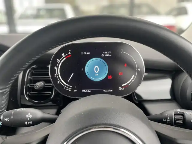 ＭＩＮＩ ＢＭＷ ミニ クーパー エッセンシャルトリム 千葉県 2022(令4)年 1.2万km ベージュ 純正ディスプレイオーディオ/バックカメラ/クルーズコントロール/純正16インチアルミホイール/スマートキー/LEDヘッドライト/アイドリングストップ/ETC