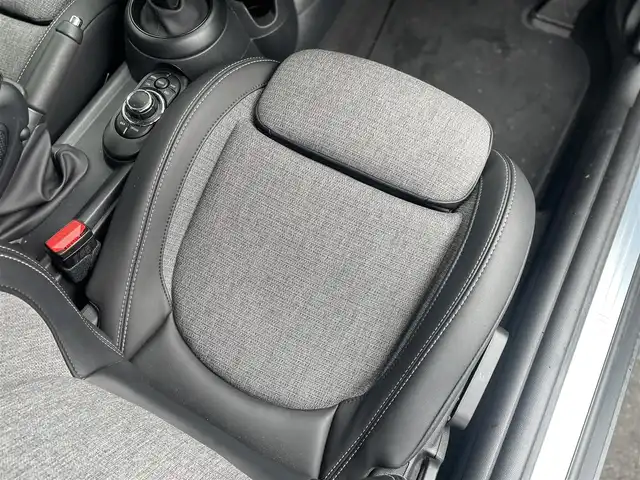 ＭＩＮＩ ＢＭＷ ミニ クーパー エッセンシャルトリム 千葉県 2022(令4)年 1.2万km ベージュ 純正ディスプレイオーディオ/バックカメラ/クルーズコントロール/純正16インチアルミホイール/スマートキー/LEDヘッドライト/アイドリングストップ/ETC