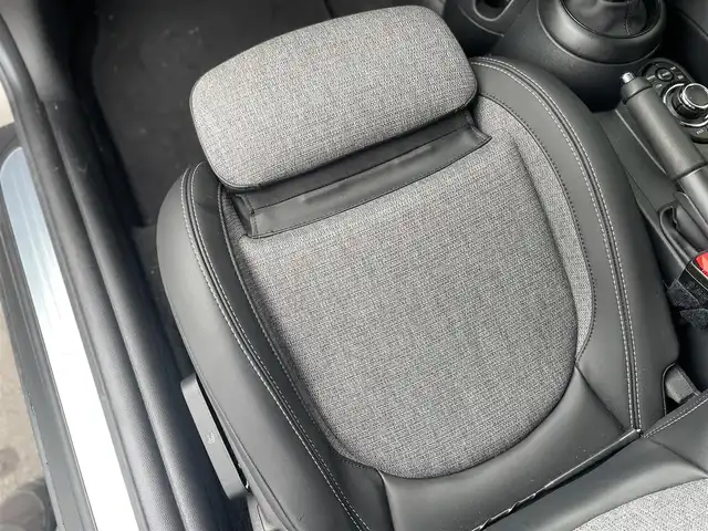 ＭＩＮＩ ＢＭＷ ミニ クーパー エッセンシャルトリム 千葉県 2022(令4)年 1.2万km ベージュ 純正ディスプレイオーディオ/バックカメラ/クルーズコントロール/純正16インチアルミホイール/スマートキー/LEDヘッドライト/アイドリングストップ/ETC