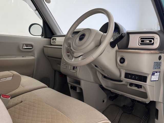 スズキ ラパン X 沖縄県 2015(平27)年 8.6万km フレンチミントPM 純正オーディオ　/(ＡＭ　ＦＭ　ＣＤ　ＡＵＸ)　/ビルトインＥＴＣ　/レーダーブレーキサポート/スマートキー　/プッシュスタート　/シートヒーター　/ＬＥＤヘッドライト　/アイドリングストップ　/オートライト　/オートエアコン/電動格納ミラー　/社外アルミホイール/純正フロアマット