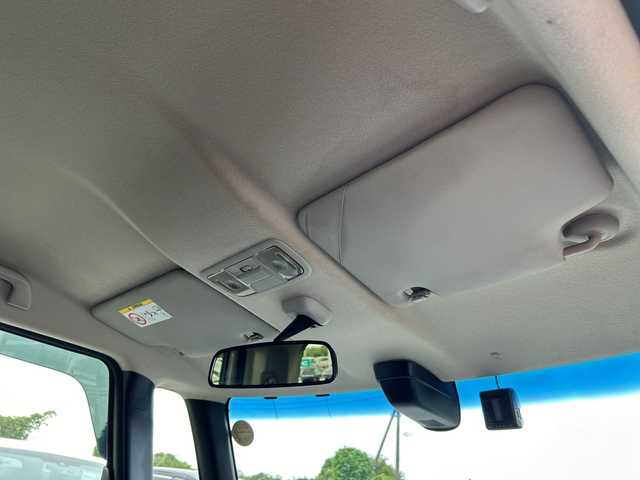 ホンダ Ｎ ＢＯＸ G SSパッケージ 千葉県 2017(平29)年 8.9万km プレミアムアイボリーP ナビＶＸＭ－１７４ＶＦＸｉ　バックカメラ　両側パワースライドドア　ＣＴＢＡ　ビルトインＥＴＣ　ドラレコ　ＵＳＢ　シートバックテーブル　ＨＩＤ　オートライト　フロアマット　ドアバイザー　スマートキー/ワンオーナー/両側パワースライドドア/純正オプションモデューロ14インチアルミ/純正ディーラーナビ/バックカメラ/フルセグTV/Bluetooth/シートヒーター（運転席・助手席）/HIDヘッドライト/オートライト/ビルトインETC/新車保証書/取扱説明書/スペアキー