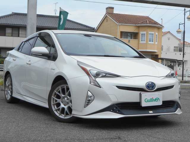 トヨタ プリウス S ツーリングセレクション 愛知県 2016(平28)年 4.8万km ホワイトパールクリスタルシャイン TRDエアロ&マフラー/TOM’S17インチアルミ/トヨタセーフティセンス/PCSAHBLDA/レーダークルーズ/純正9インチSDナビ・DVD/Bluetooth/フルセグテレビ/バックカメラ/ビルトインETC/ドライブレコーダー/F席シートヒーター/スマートキー２個/プッシュスタート