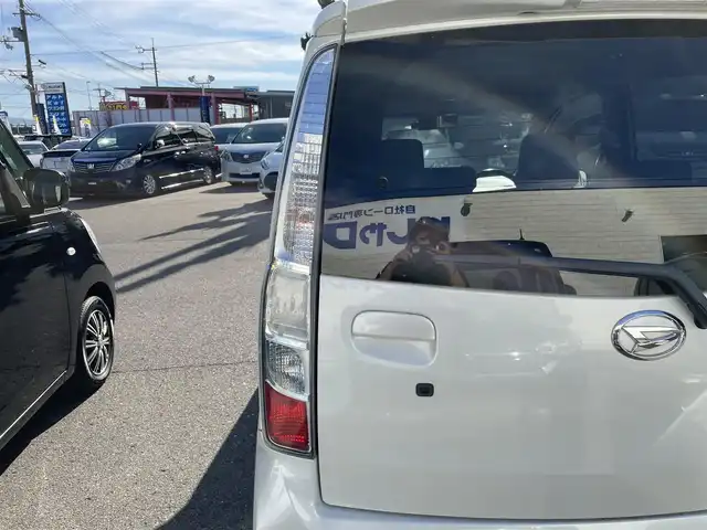 ダイハツ ムーヴ カスタム RS 和歌山県 2012(平24)年 5.4万km パールホワイトⅢ (株)IDOMが運営する【じしゃロン和歌山店】の自社ローン対象車両になります。こちらは現金ご利用時の価格です。/自社ローンご希望の方は別途その旨お申付け下さい。/SDナビ/　　CD/フルセグ/バックカメラ/HIDオートライト/15インチアルミホイール/ETC/ドライブレコーダー/Bluetooth/電動格納ミラー