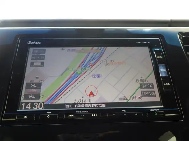 ホンダ ステップワゴン スパーダ ホンダセンシング 千葉県 2018(平30)年 5.7万km プレミアムスパークルブラックパール ホンダセンシング/・衝突軽減ブレーキ（CMBS）/・車線維持支援システム（LKAS）/・アダプティブクルーズコントロール（ACC）/・後方誤発進抑制機能/・誤発進抑制機能/両側パワースライドドア/純正メモリーナビ/地デジTV/【DVD/CD再生機能　Bluetooth接続】/バックカメラ/フリップダウンモニター/革巻きステアリング/ステアリングスイッチ/ETC/LEDヘッドライト/フォグライト/ウインカーミラー/スマートキー
