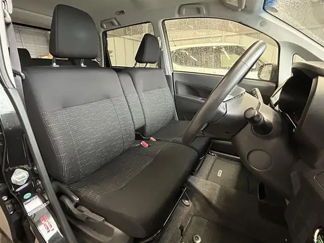 ダイハツ ムーヴ カスタム X LTD 滋賀県 2013(平25)年 5.4万km ブラックマイカメタリック ガソリン/2WD(FF)/CVT/純正ナビ/(FM/AM/CD/ワンセグ/AUX/USB)/バックカメラ/ブレーキアシスト	/電動格納ミラー/アイドリングストップ/革巻きステアリング/オートライト/LEDヘッドライト/フロントフォグ/フルオートエアコン/純正フロアマット/スマートキー/ドアバイザー