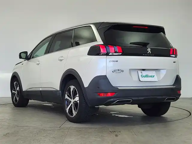 プジョー ５００８ GT ブルーHDi 愛知県 2019(平31)年 9.2万km 白 ワンオーナー/ディーゼルターボ/パノラミックサンルーフ/パークアシスト/アクティブセーフティブレーキ/レーンキープアシスト/アクティブブラインドスポットモニター/アクティブクルーズコントロール/ドライバーアテンションアラート/アドバンスドグリップコントロール/純正8インチディスプレイ/　　・Bluetooth/Applecarplay/androidauto/フロントカメラ/サイドカメラ（左側）/バックカメラ/ドライブレコーダー/ETC/革巻きステアリング/ステアリングリモコン/パドルシフト/ハーフレザーシート/パワーシート/シートポジションメモリ機能/シートヒーター/パワーバックドア/ルーフレール/純正LEDヘッドライト/フォグランプ/純正18インチアルミホイール/取扱説明書/保証書/スペアキー