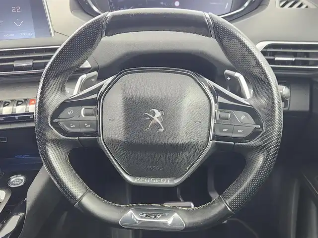プジョー ５００８ GT ブルーHDi 愛知県 2019(平31)年 9.2万km 白 ワンオーナー/ディーゼルターボ/パノラミックサンルーフ/パークアシスト/アクティブセーフティブレーキ/レーンキープアシスト/アクティブブラインドスポットモニター/アクティブクルーズコントロール/ドライバーアテンションアラート/アドバンスドグリップコントロール/純正8インチディスプレイ/　　・Bluetooth/Applecarplay/androidauto/フロントカメラ/サイドカメラ（左側）/バックカメラ/ドライブレコーダー/ETC/革巻きステアリング/ステアリングリモコン/パドルシフト/ハーフレザーシート/パワーシート/シートポジションメモリ機能/シートヒーター/パワーバックドア/ルーフレール/純正LEDヘッドライト/フォグランプ/純正18インチアルミホイール/取扱説明書/保証書/スペアキー