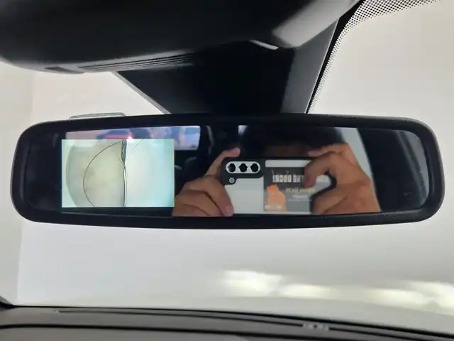 プジョー ５００８ GT ブルーHDi 愛知県 2019(平31)年 9.2万km 白 ワンオーナー/ディーゼルターボ/パノラミックサンルーフ/パークアシスト/アクティブセーフティブレーキ/レーンキープアシスト/アクティブブラインドスポットモニター/アクティブクルーズコントロール/ドライバーアテンションアラート/アドバンスドグリップコントロール/純正8インチディスプレイ/　　・Bluetooth/Applecarplay/androidauto/フロントカメラ/サイドカメラ（左側）/バックカメラ/ドライブレコーダー/ETC/革巻きステアリング/ステアリングリモコン/パドルシフト/ハーフレザーシート/パワーシート/シートポジションメモリ機能/シートヒーター/パワーバックドア/ルーフレール/純正LEDヘッドライト/フォグランプ/純正18インチアルミホイール/取扱説明書/保証書/スペアキー